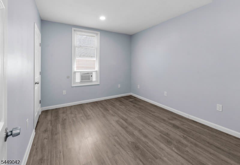 100 Haledon Ave – photo 1 of 28