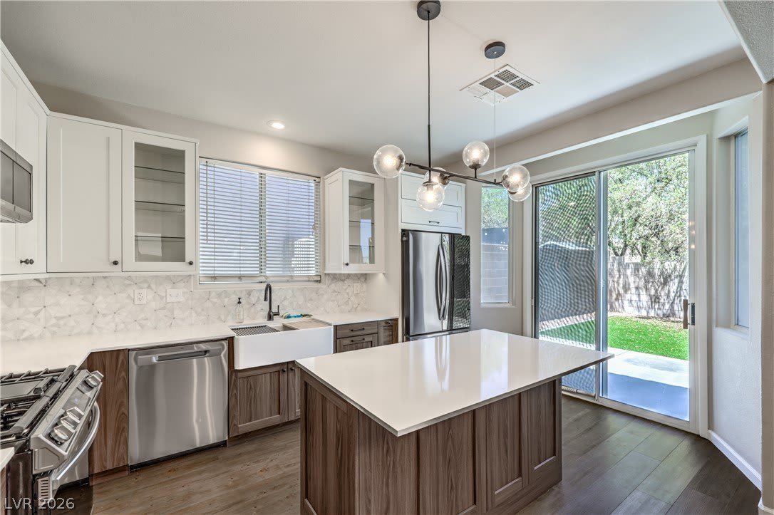 10650 Streamside Avenue – photo 1