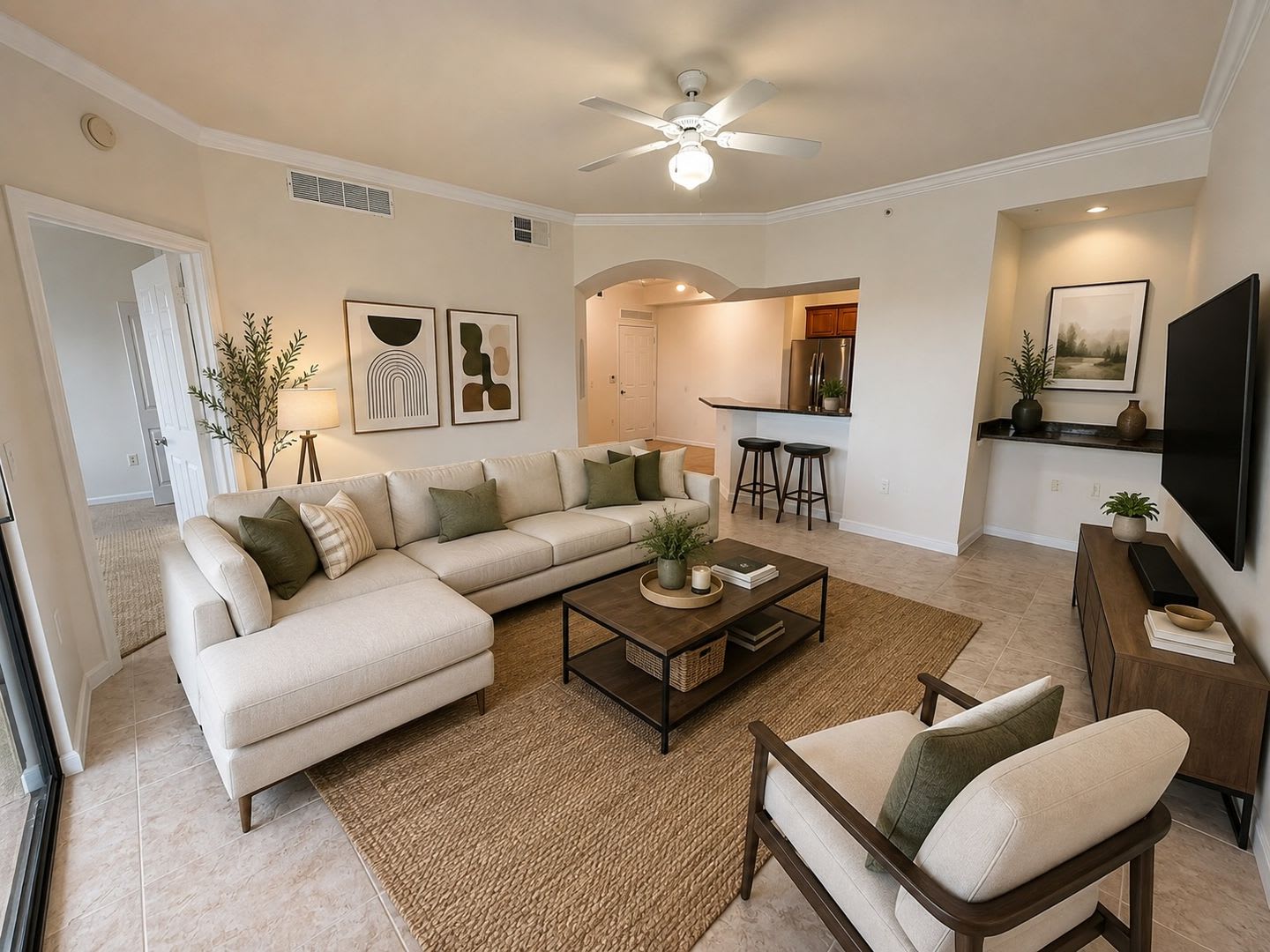 Annual Rental Positano Place Unfurnished 1 Bed 1 Bath With Lake View And New Appliances – photo 1