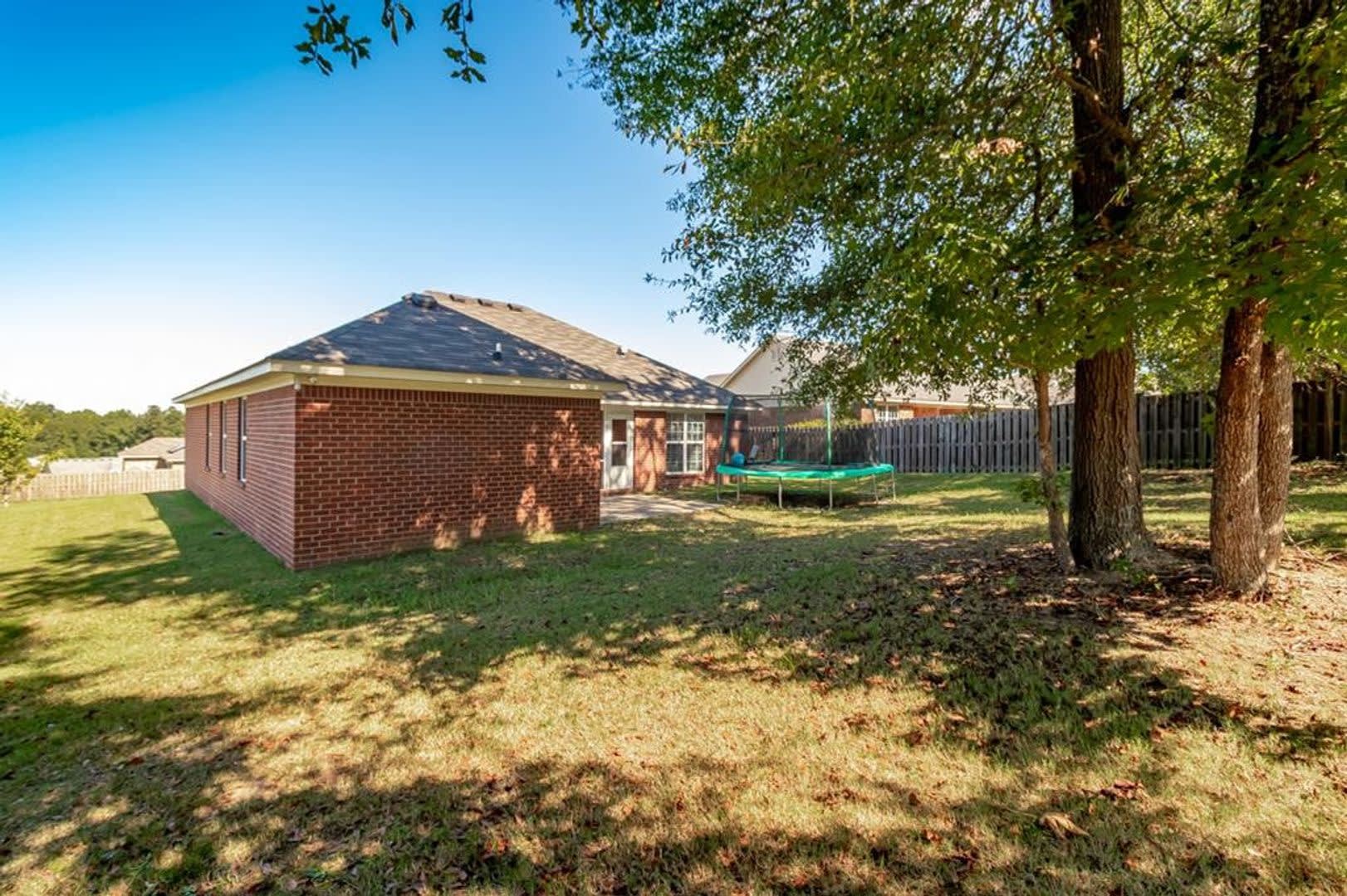 Home For Rent – photo 1