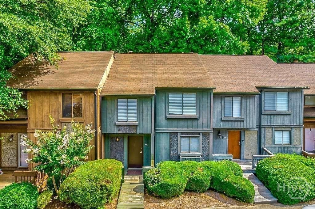 108 Fernbanks Court – photo 1