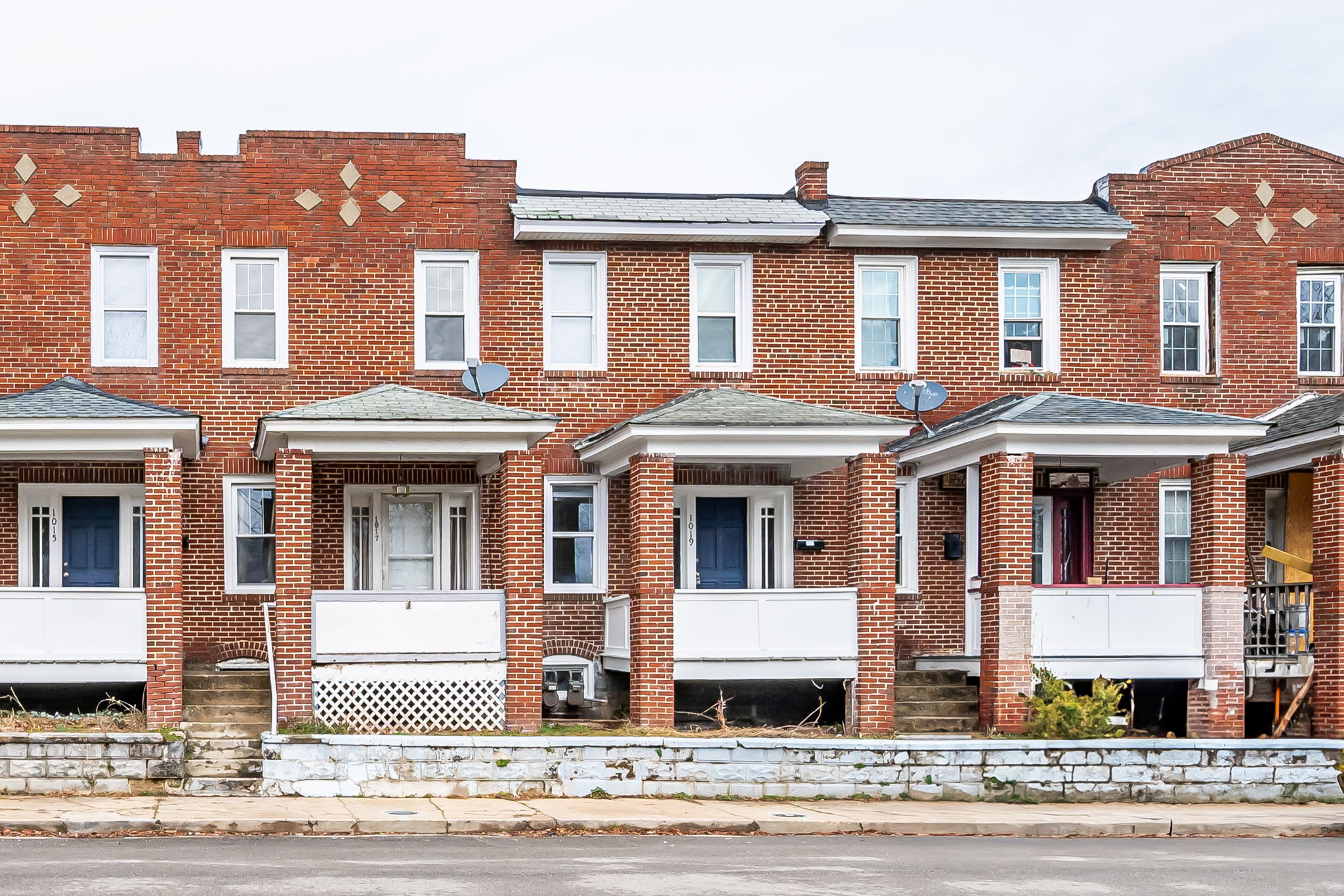 1019 Bank Street – photo 1