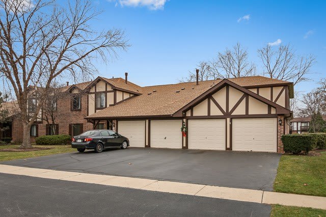 961 Cross Creek Drive N – photo 1 of 68