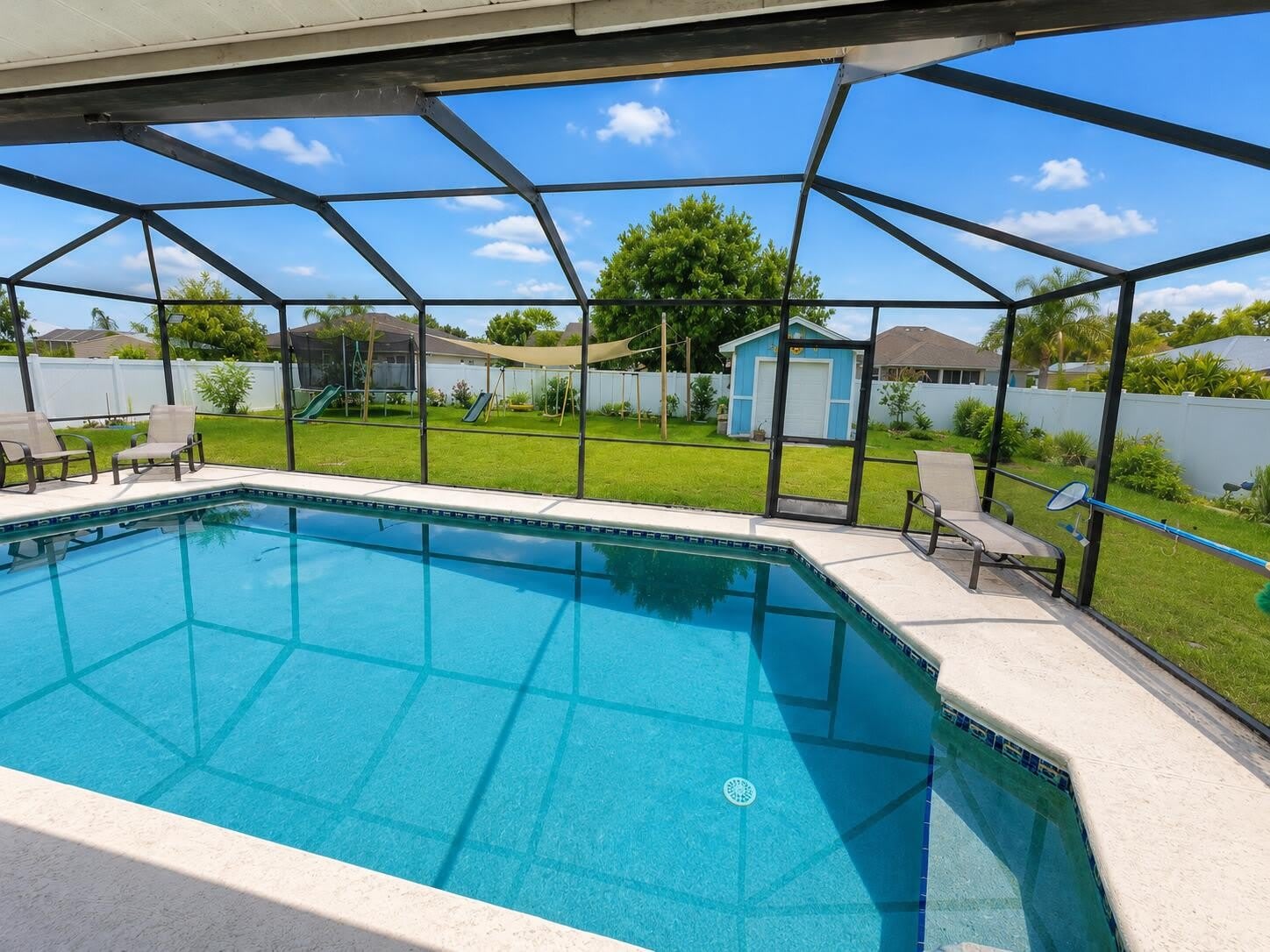 230 Sw Inwood Avenue – photo 1