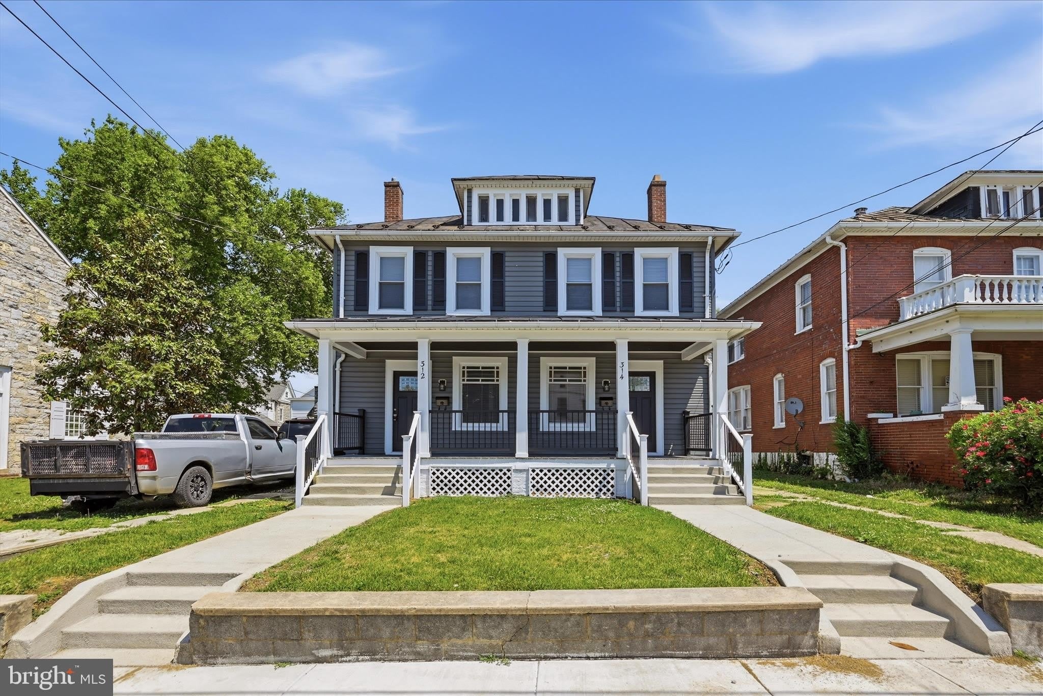 314 E Piccadilly Street – photo 1 of 120