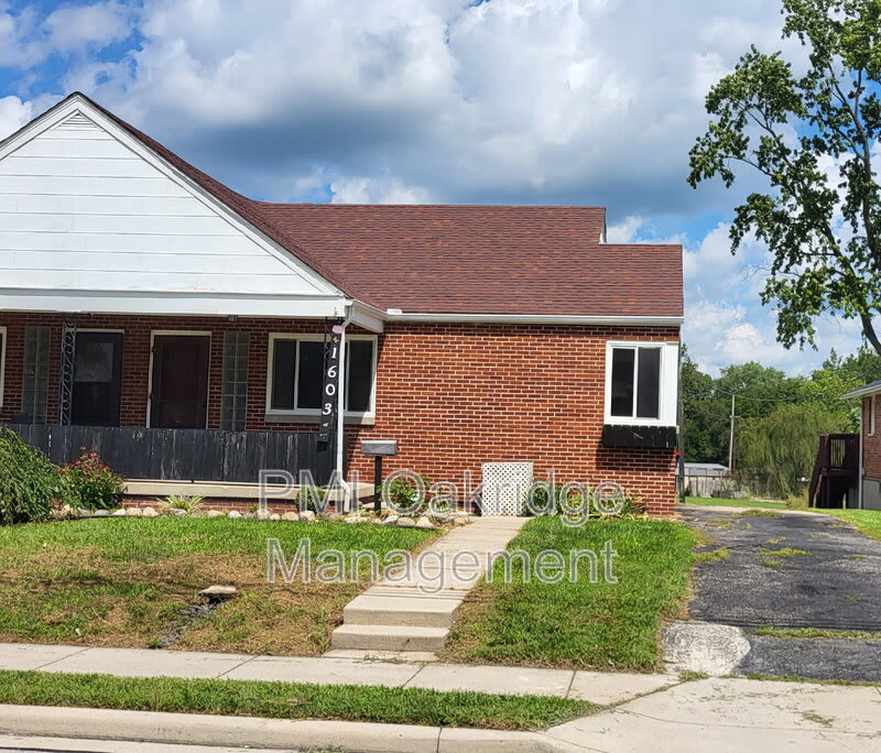 1603 Broadway St – photo 1