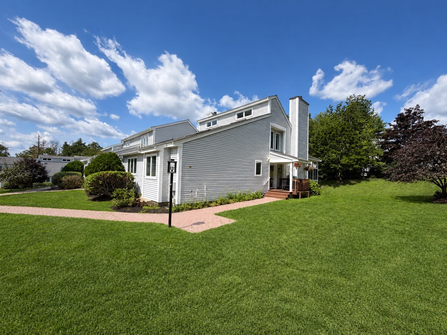124 Westview Drive – photo 1 of 38