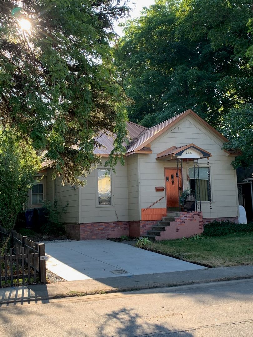 Unique home in CDA – photo 1