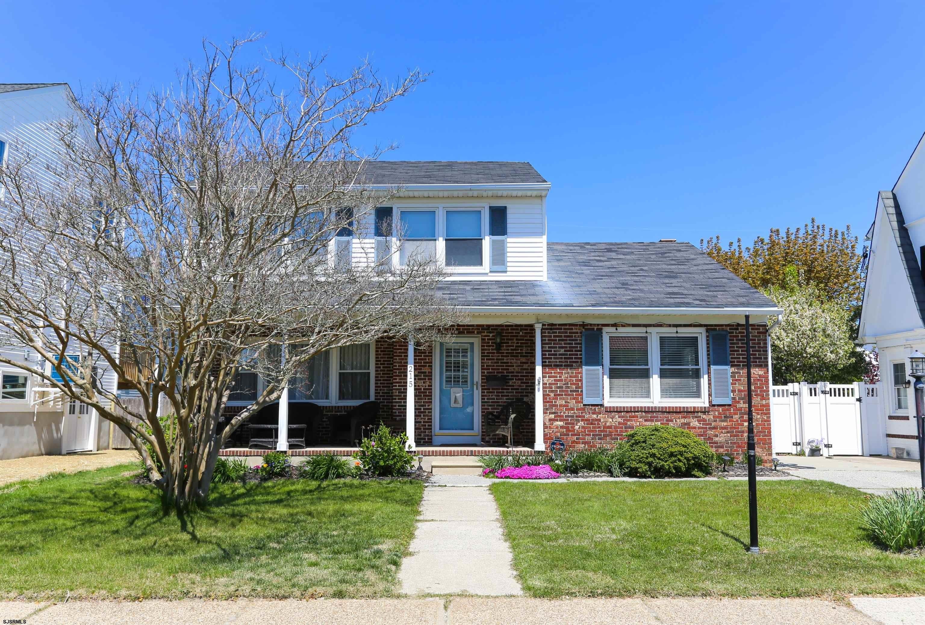 215 27th St S – photo 1