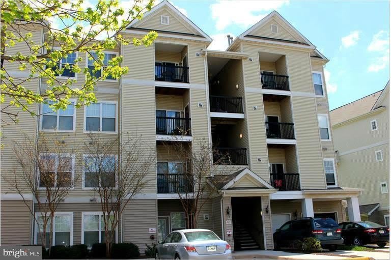 5117-E TRAVIS EDWARD Way – photo 1