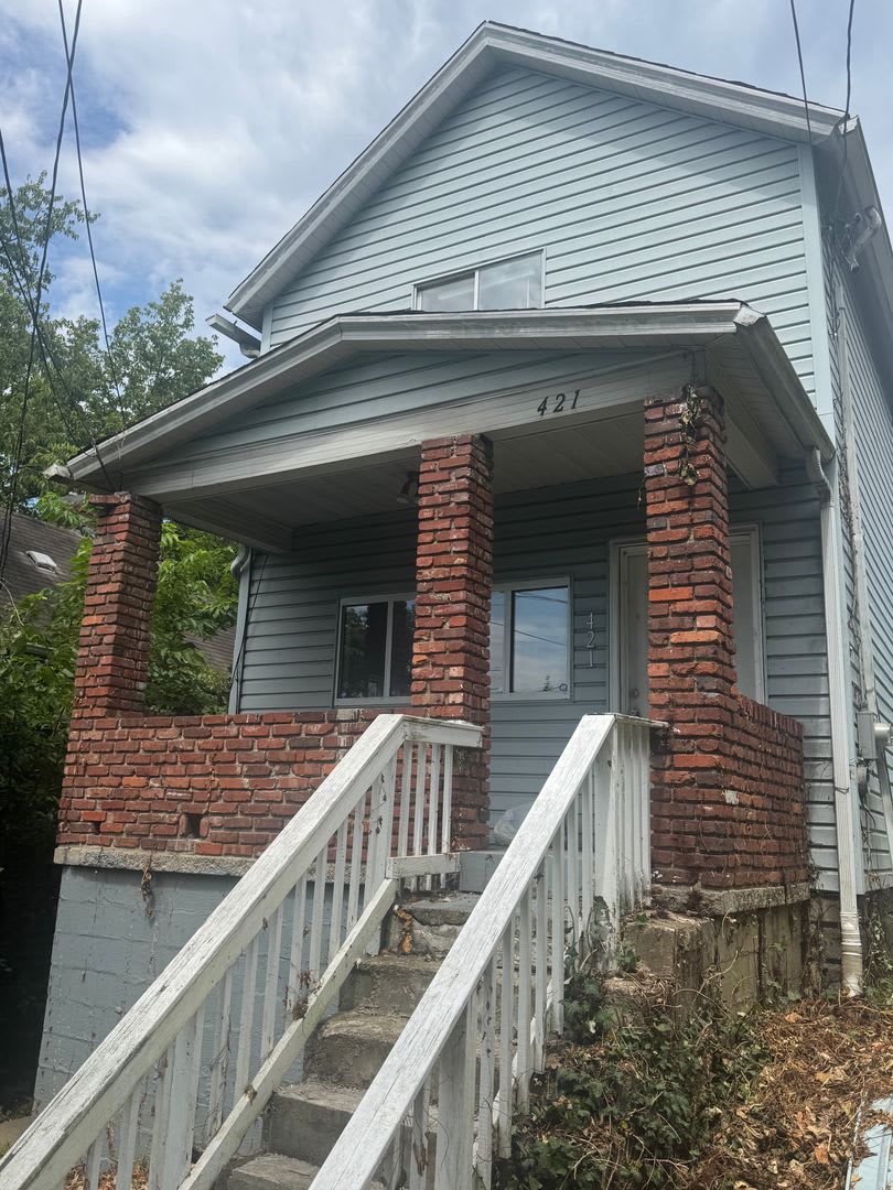 Charming 2Br Home In Mckeesport – photo 1 of 11