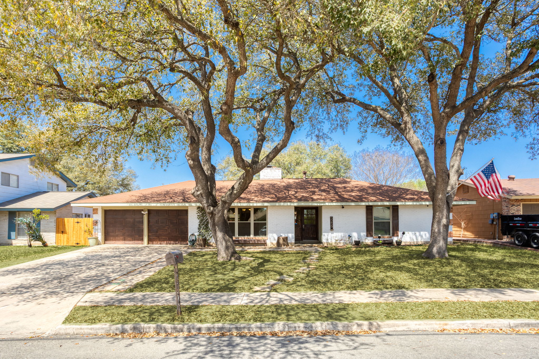 5259 Prince Valiant Drive – photo 1