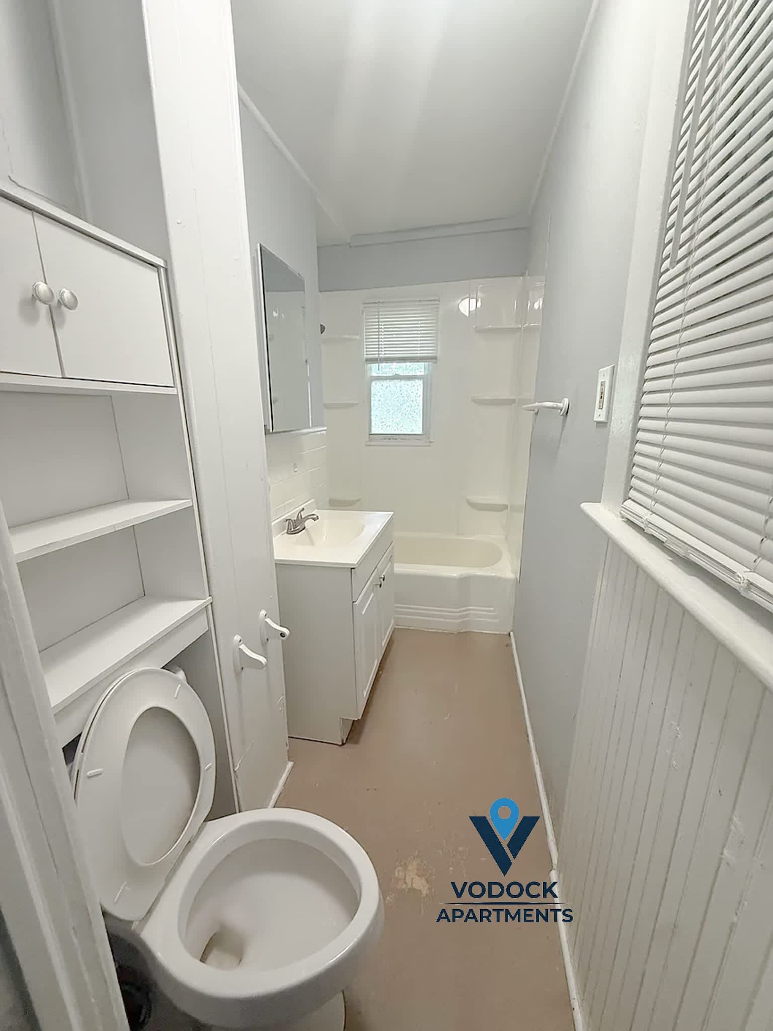 105 Rhodes St – photo 1