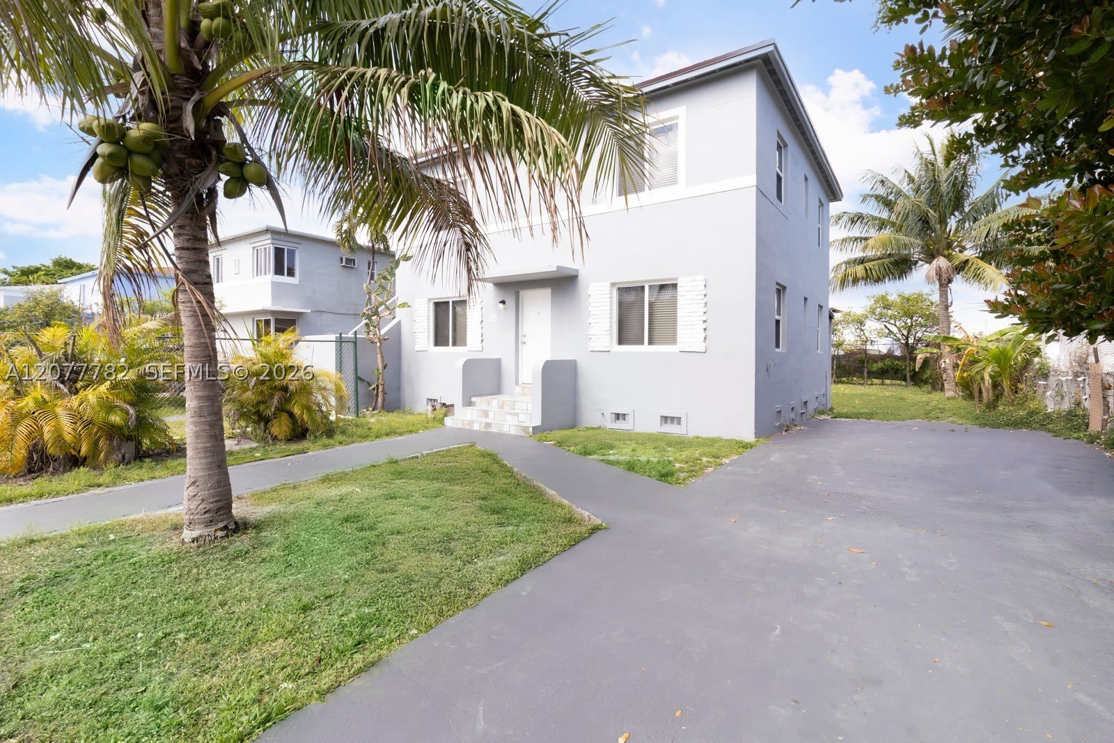 2323 Nw 15Th St – photo 1