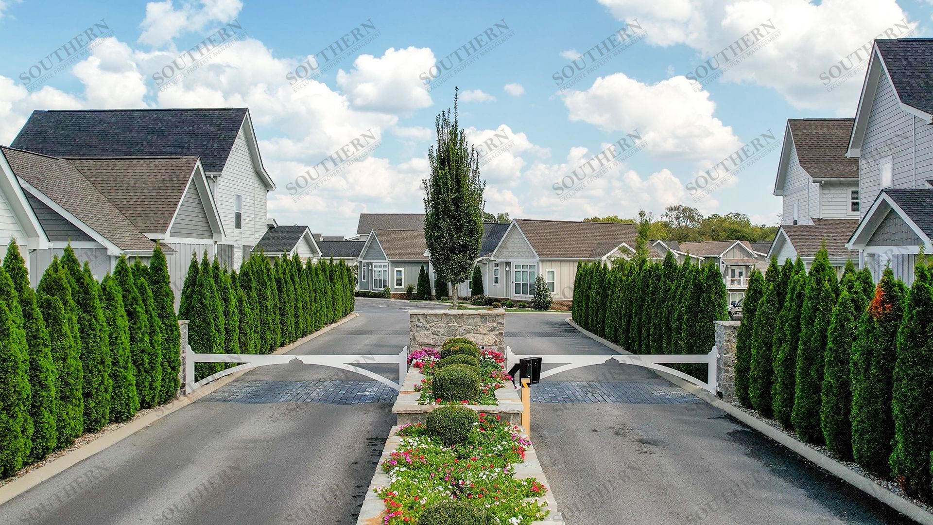 Charmant Cottages – photo 1 of 26