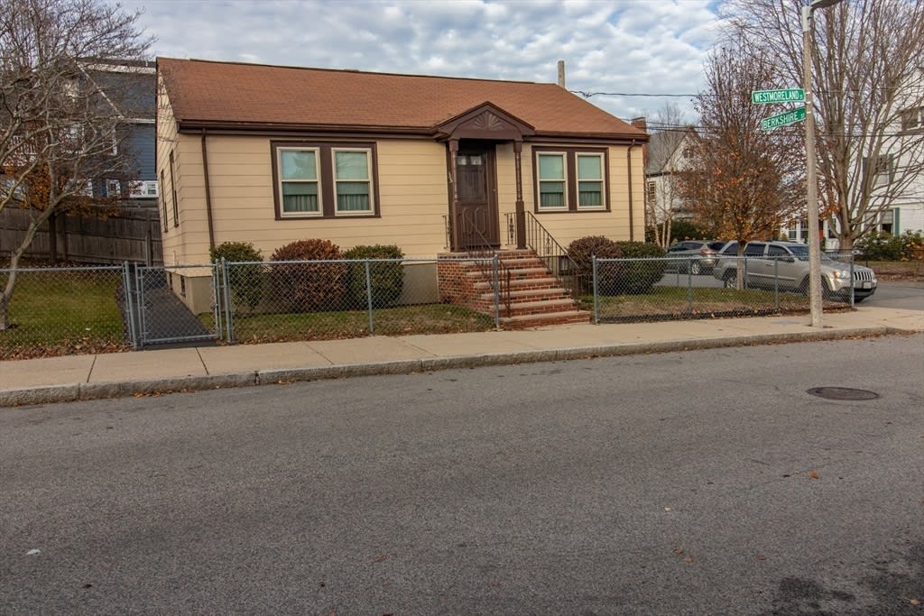 33 Westmoreland St – photo 1
