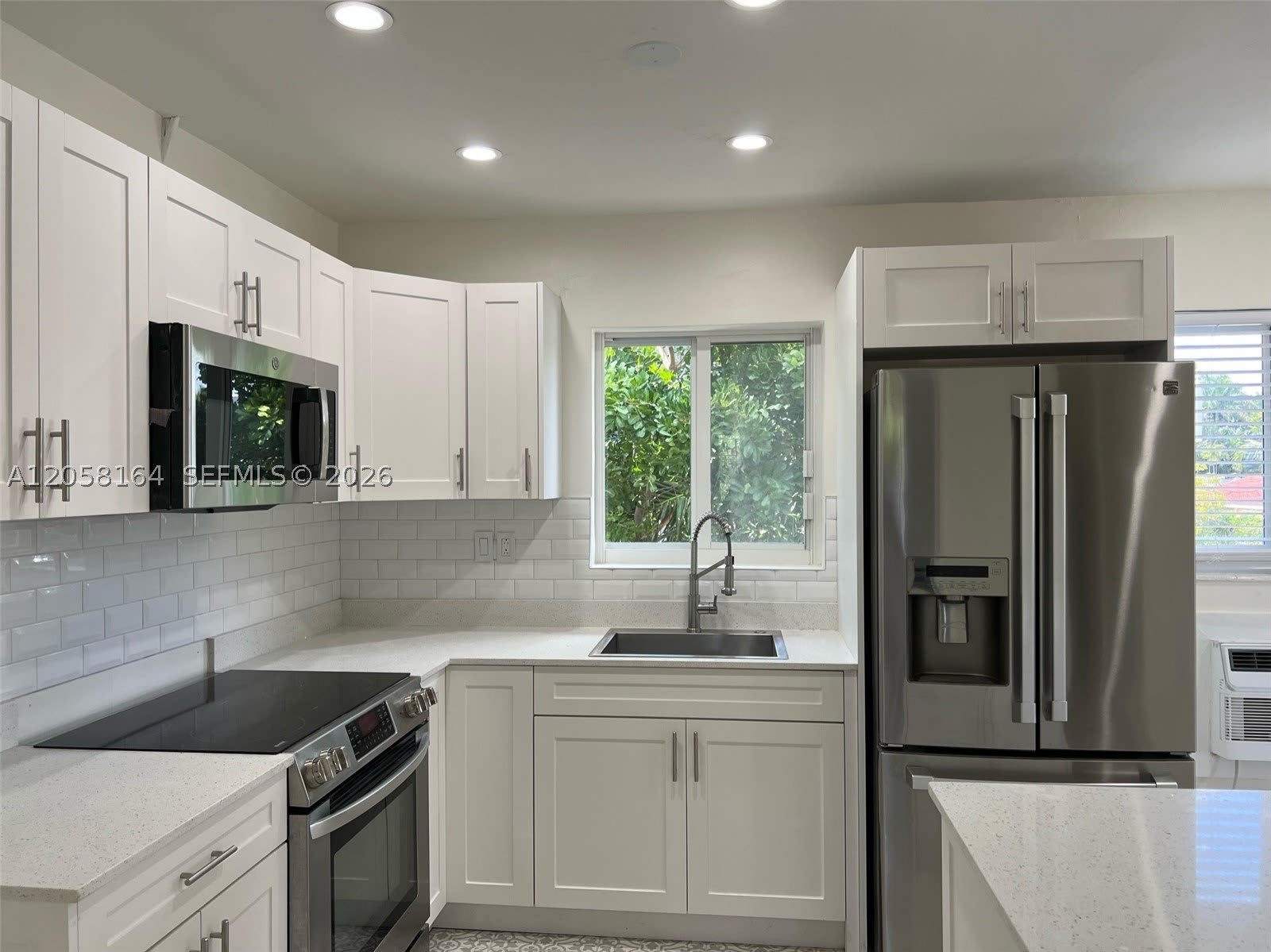 1120 Ne 81St – photo 1