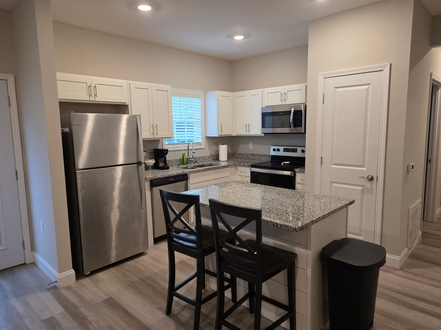 2 Bed 2 Bath – photo 1 of 267