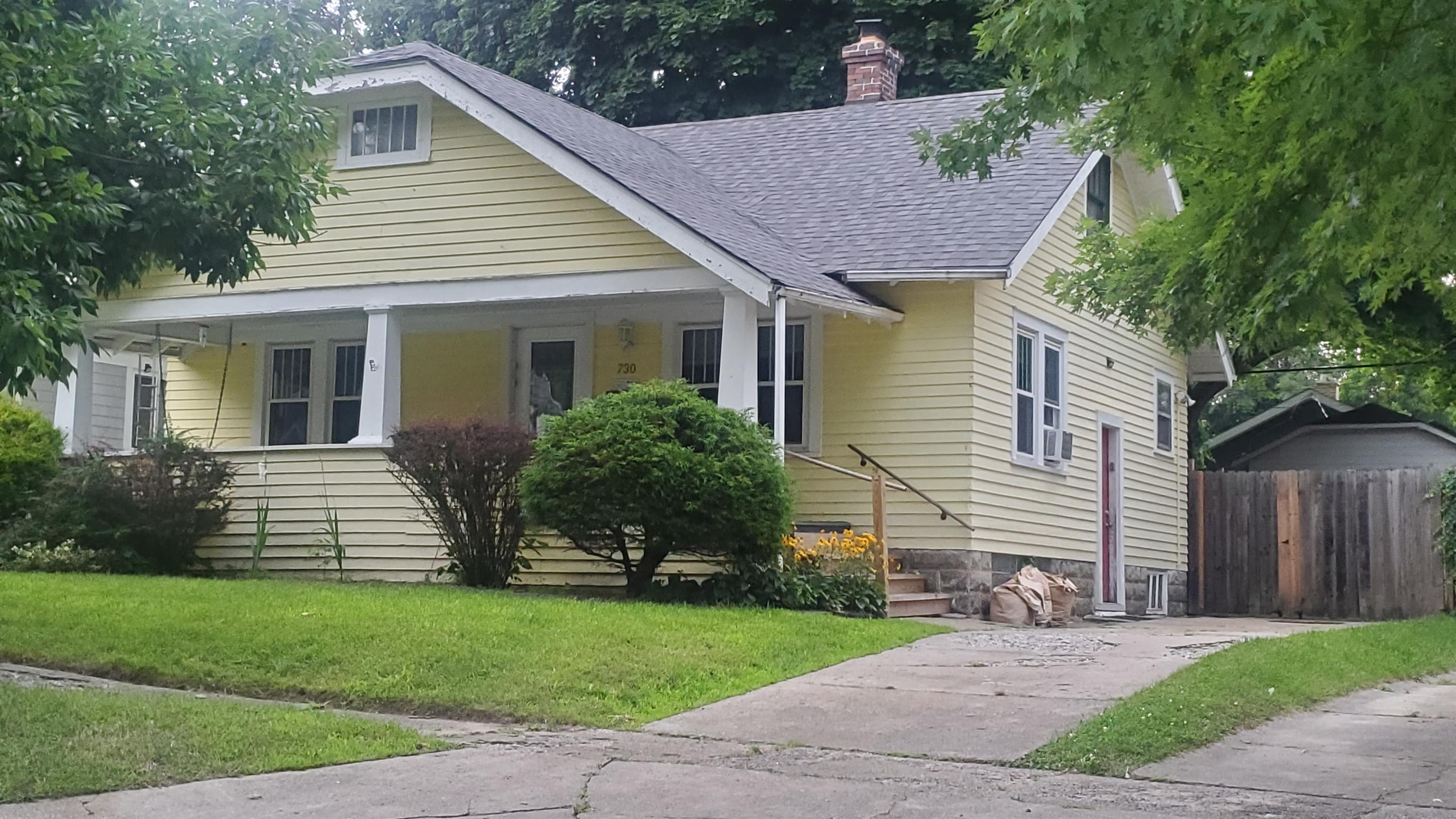 730 Frank – photo 1 of 55