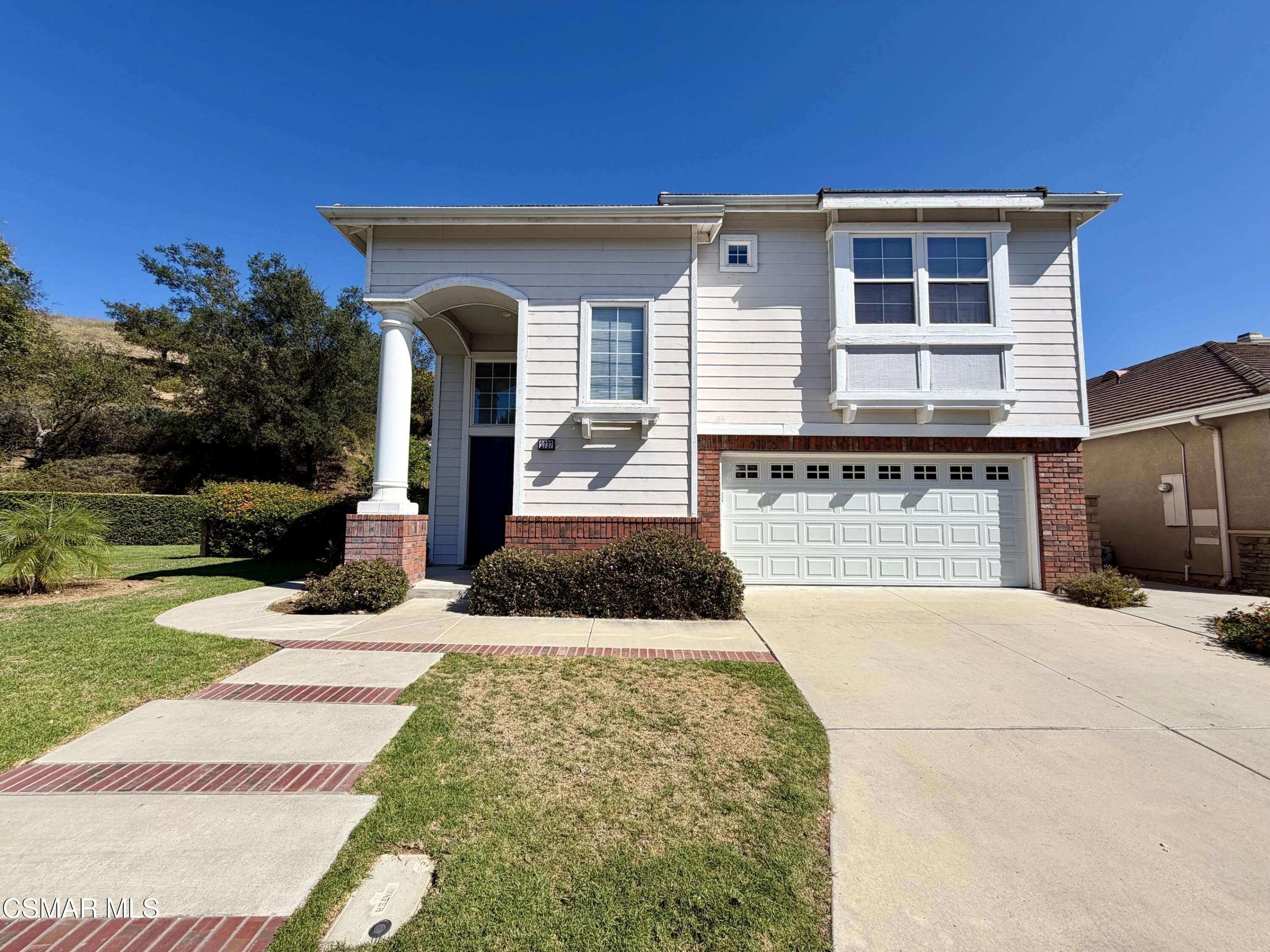2737 Stonecutter Street – photo 1 of 9
