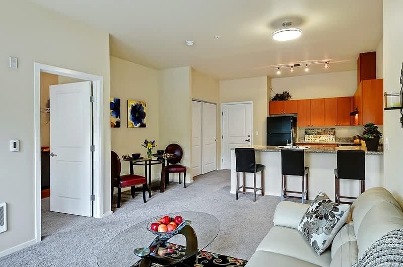 Redmond Square – photo 1