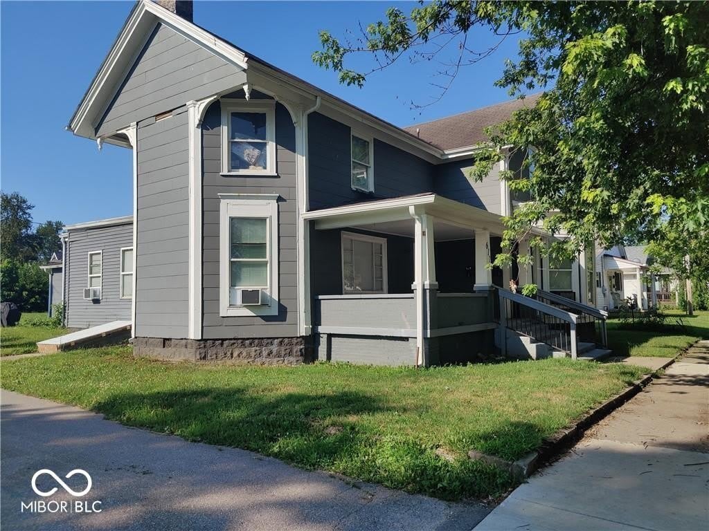 617 W Franklin Street – photo 1 of 7