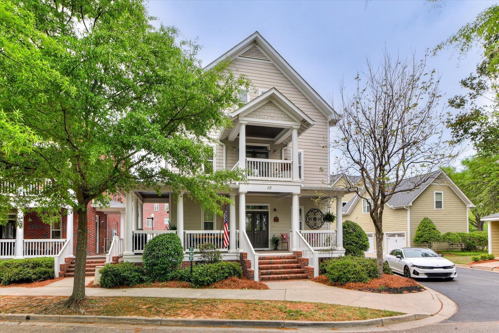 351 Landing Drive – photo 1 of 235