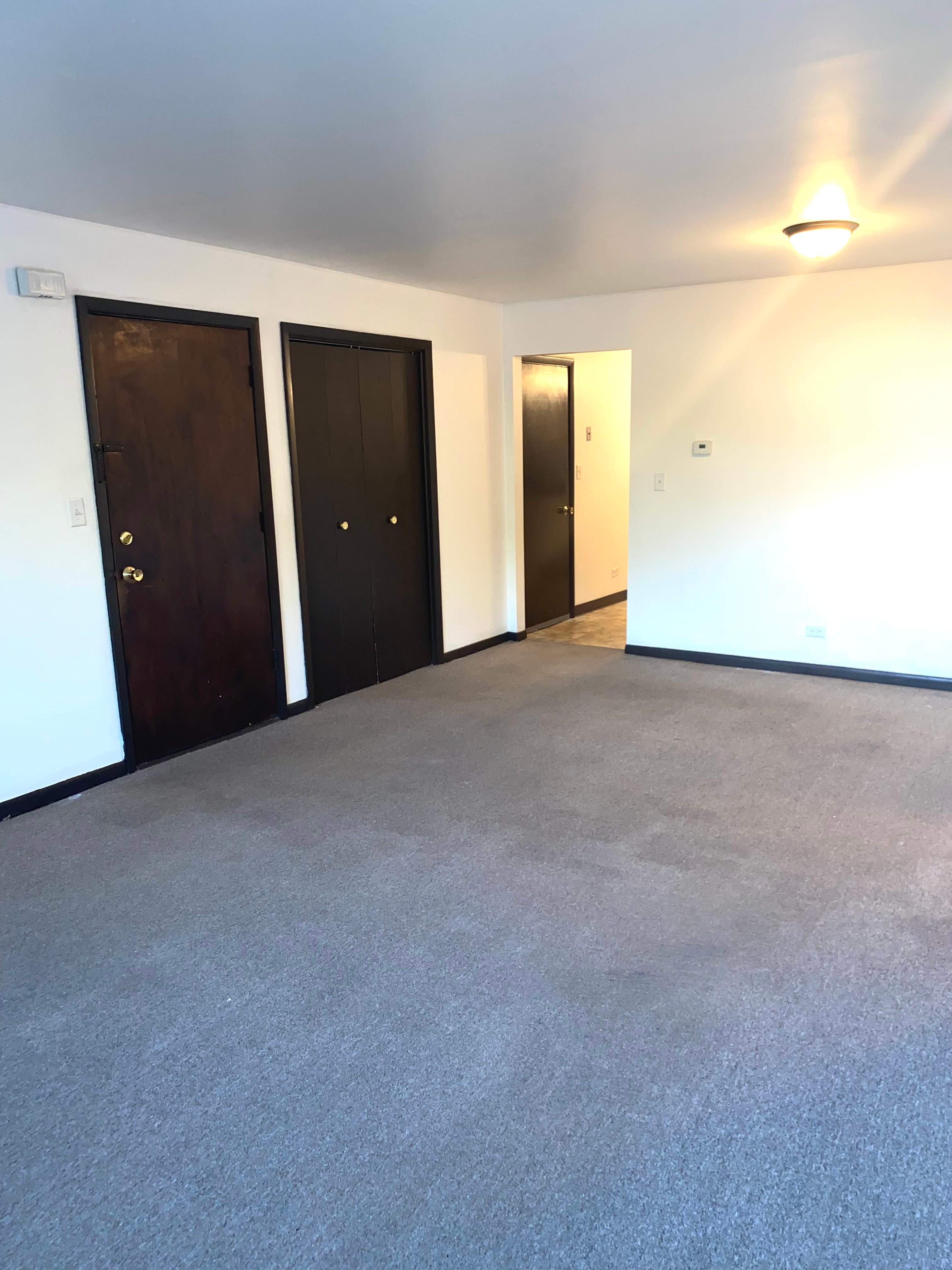 4 Lippincott Rd – photo 1 of 6
