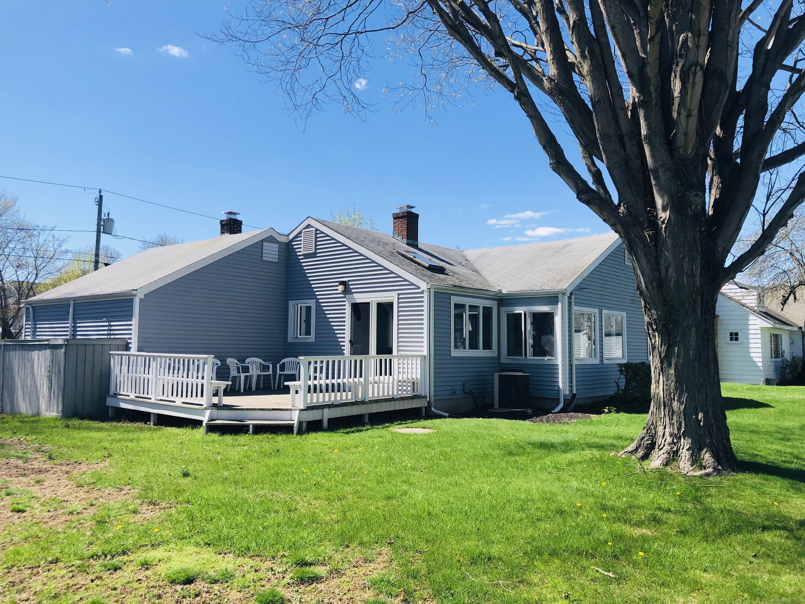 55 Overshores Drive W – photo 1