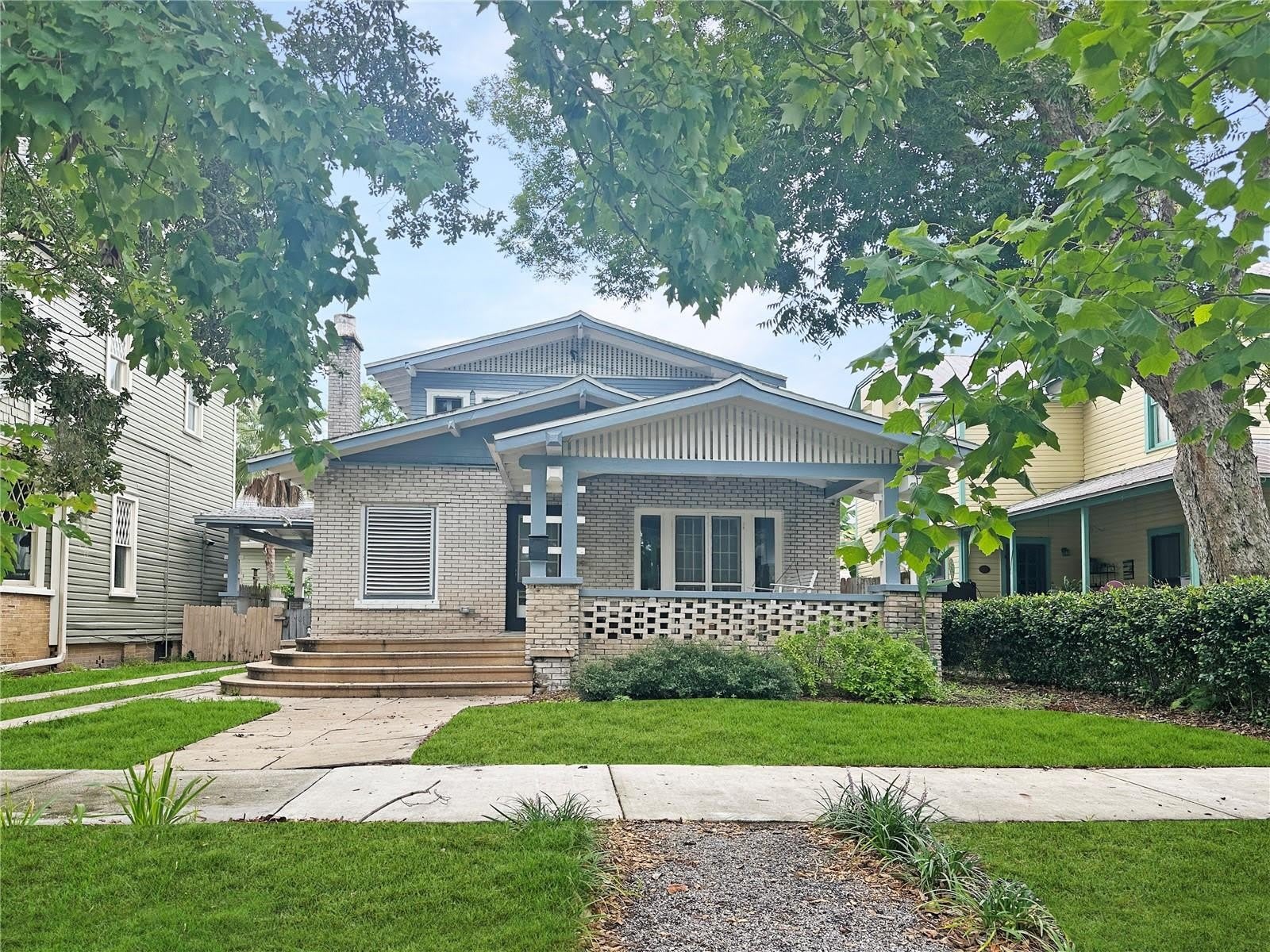 805 S Park Avenue – photo 1 of 310
