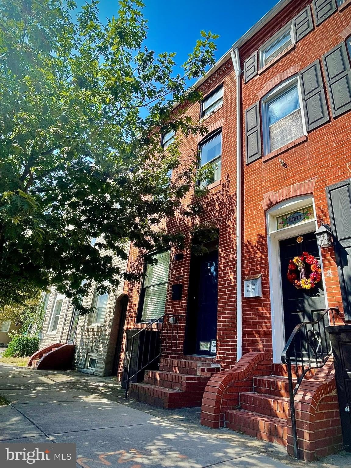 1904 BANK Street – photo 1