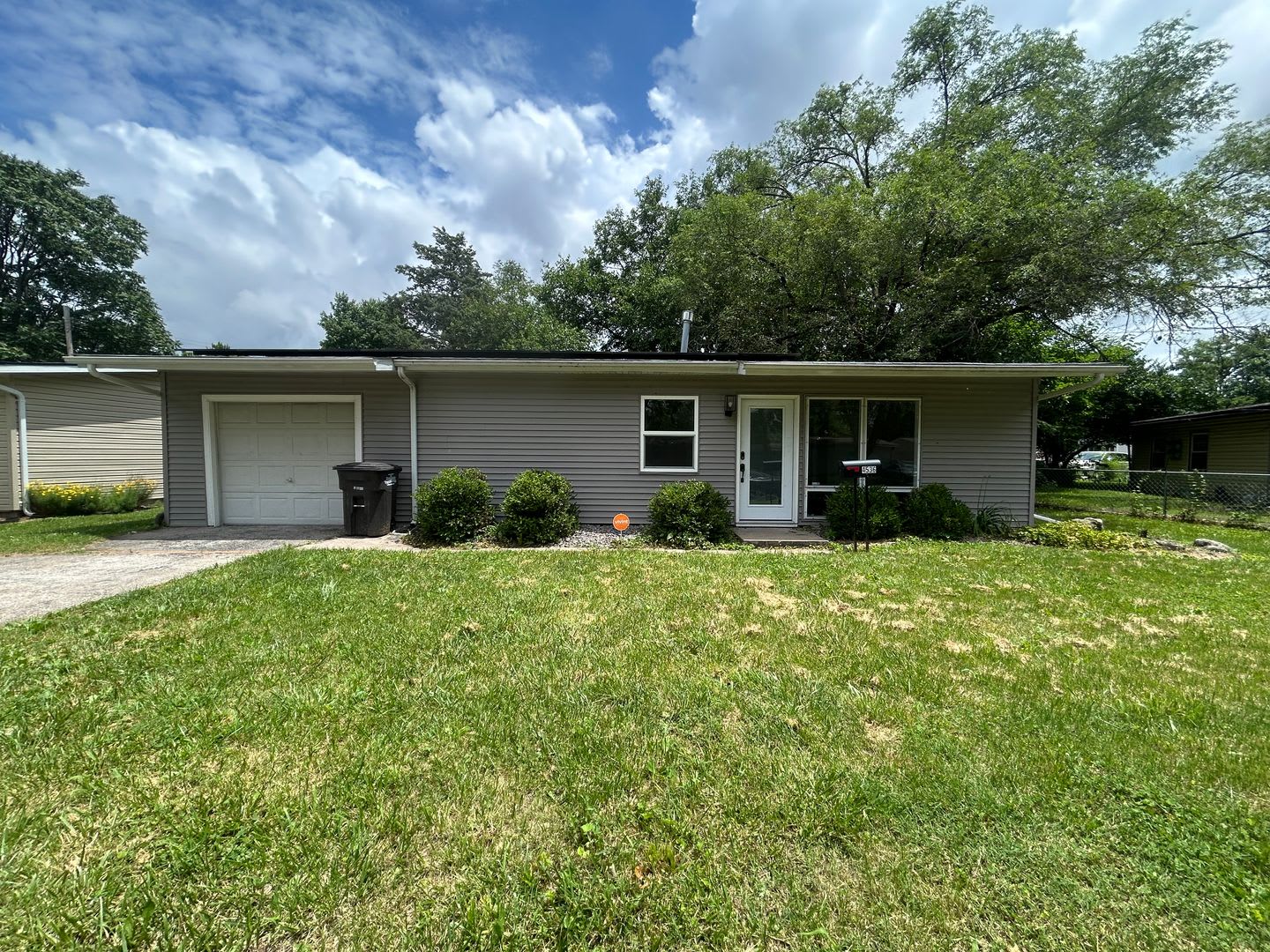 Charming 3 Bedroom Home With Garage Fenced Yard – photo 1 of 25