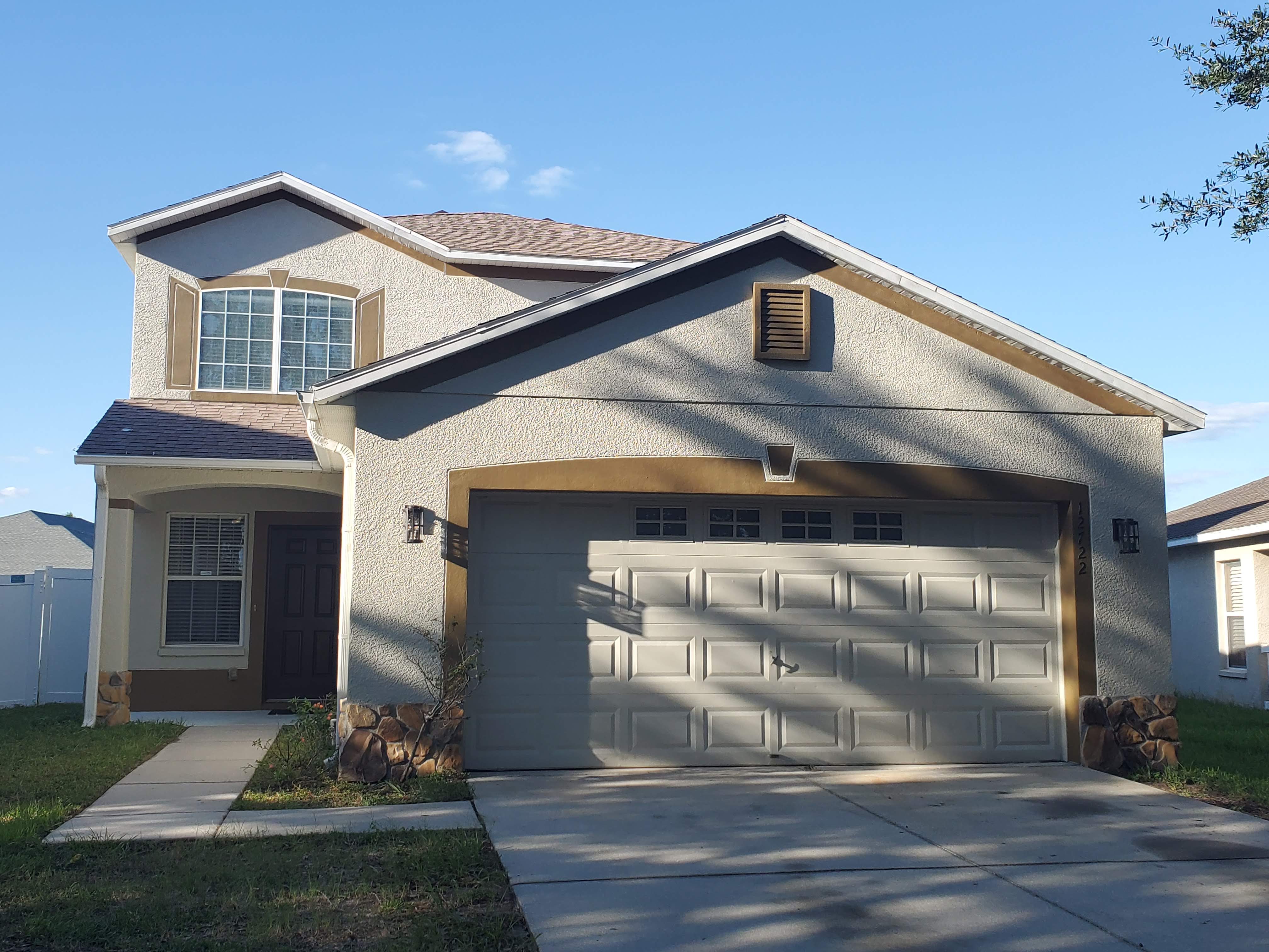 12722 Evington Point Dr – photo 1 of 216
