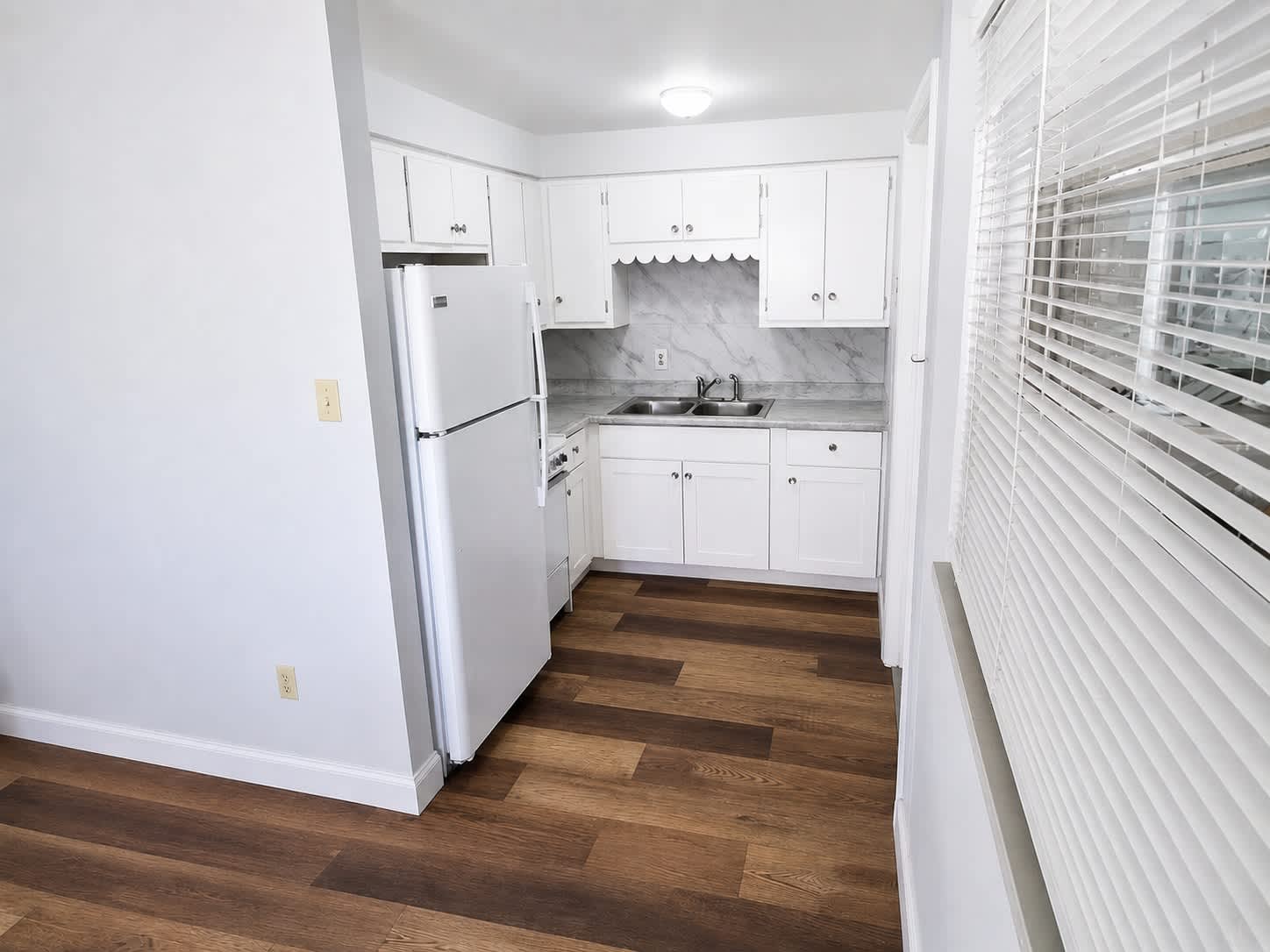 2252 Maple Avenue – photo 1