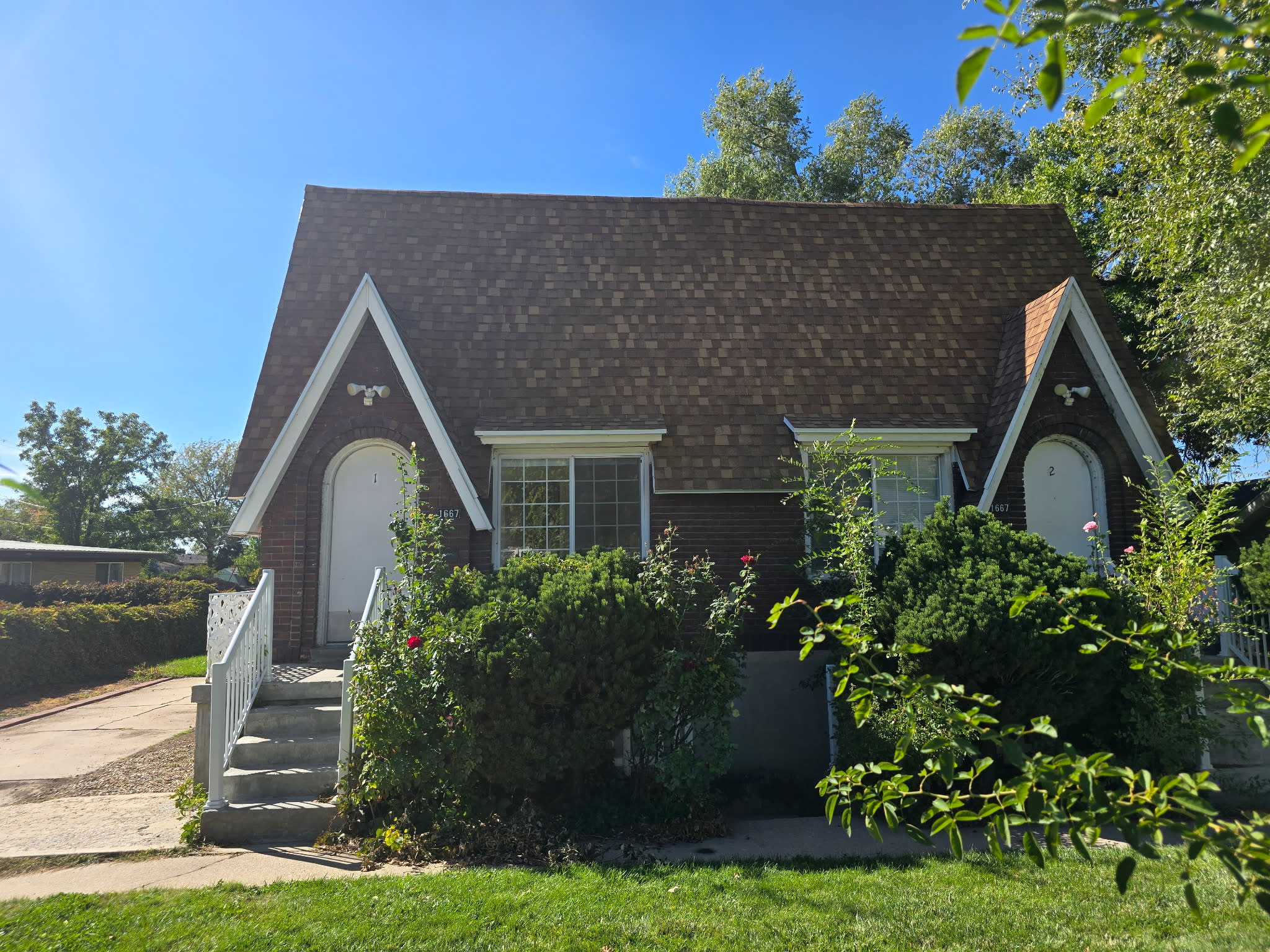 1667 N 200 W – photo 1 of 6