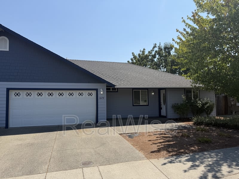 1679 George Tweed Blvd – photo 1 of 20