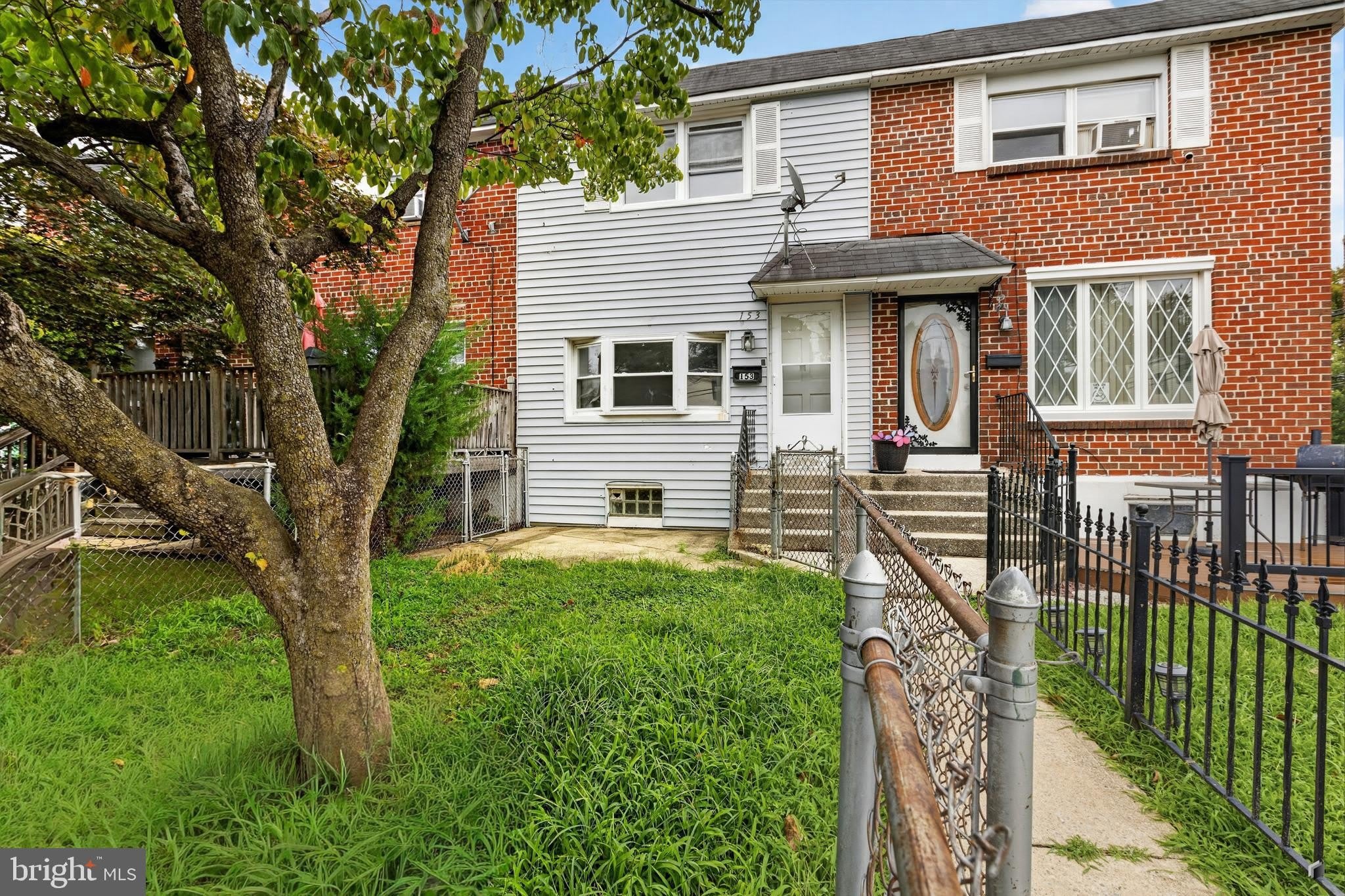 153 W 21ST Street – photo 1