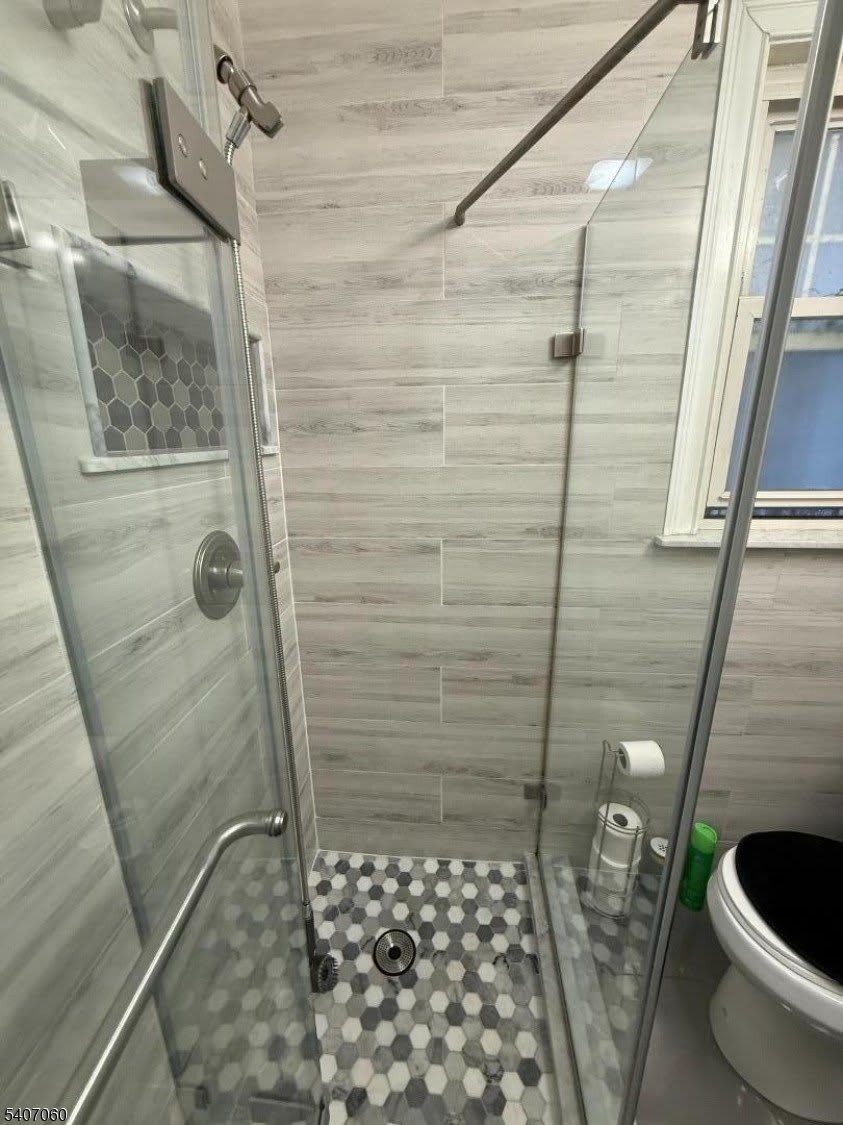 243 Lake St – photo 1