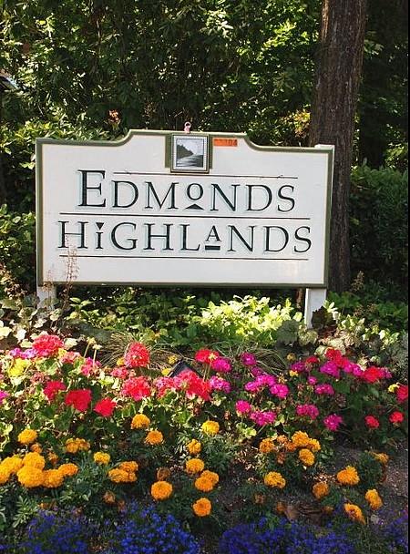 Edmonds Highlands – photo 1 of 131