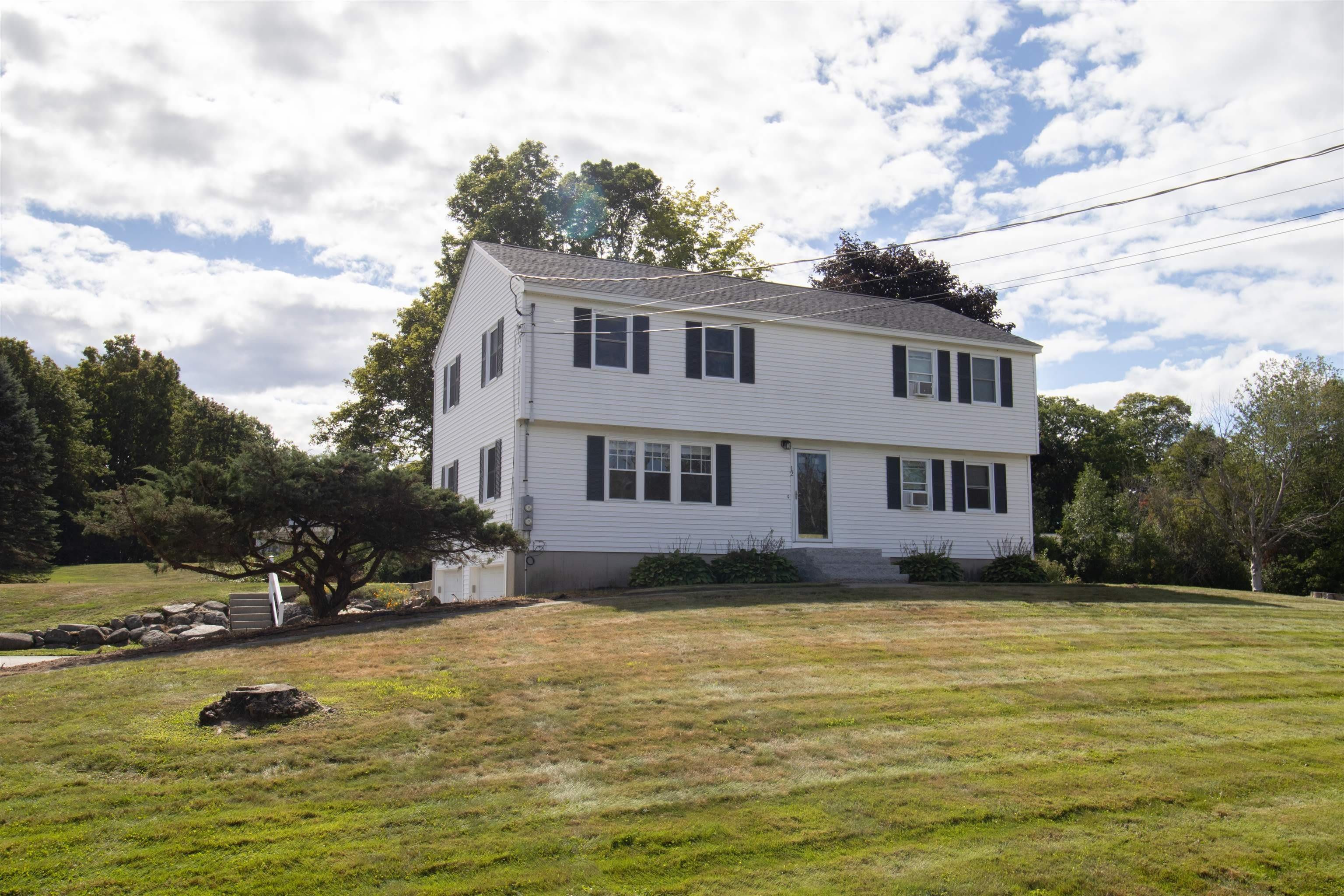 12 Sanderson Road – photo 1