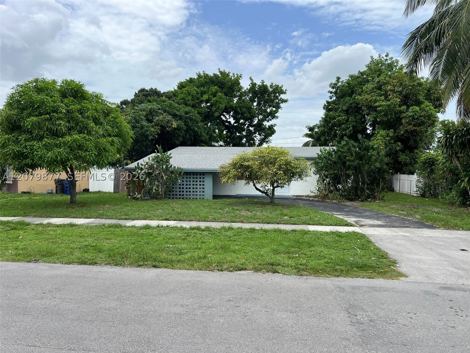 4421 NW 33rd St – photo 1