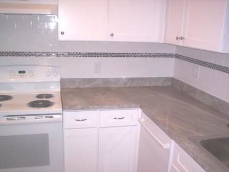 204 Newbury Ave – photo 1 of 4