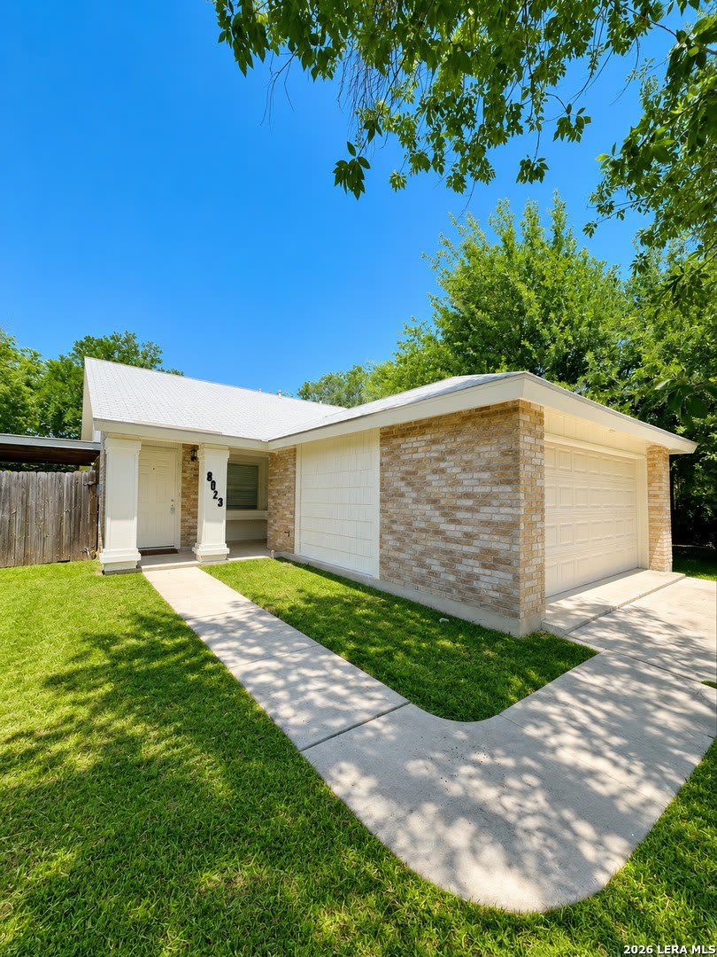 8023 Laurel Bend – photo 1