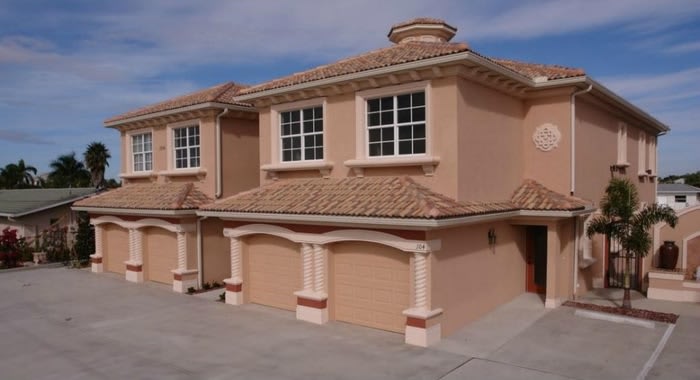 1319 Southeast 40th Terrace – photo 1