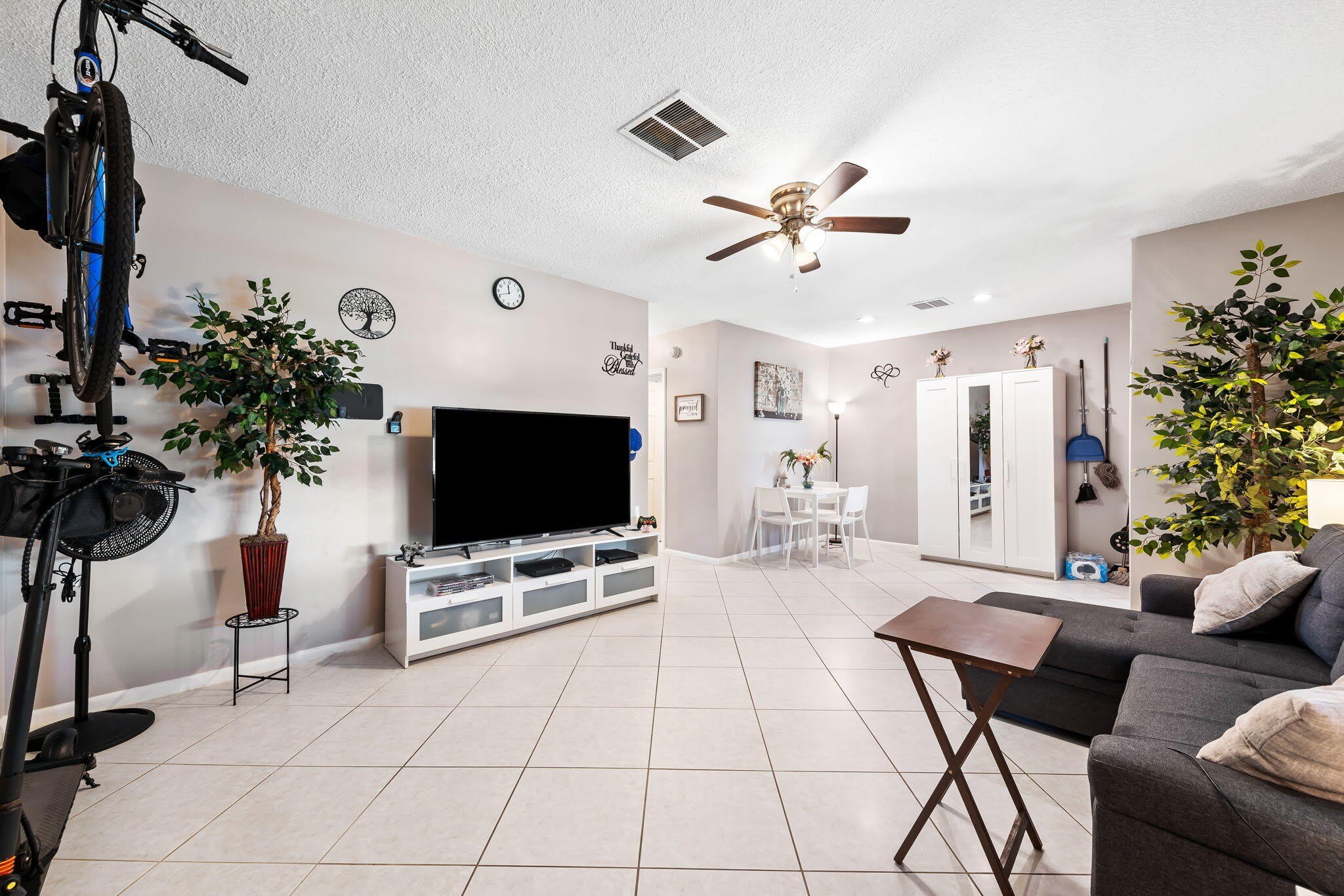 2100 NE 38TH Street – photo 1 of 15