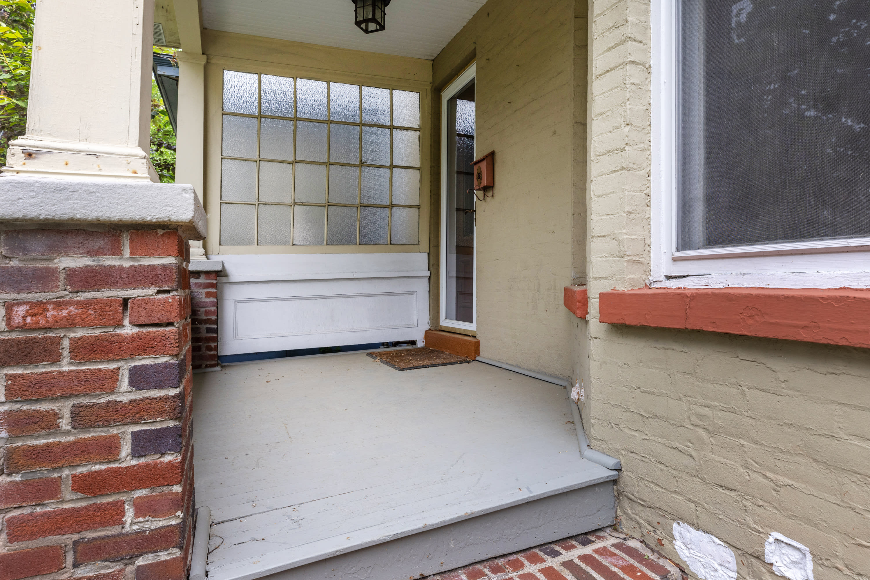 355 West Clinton Street – photo 1 of 11