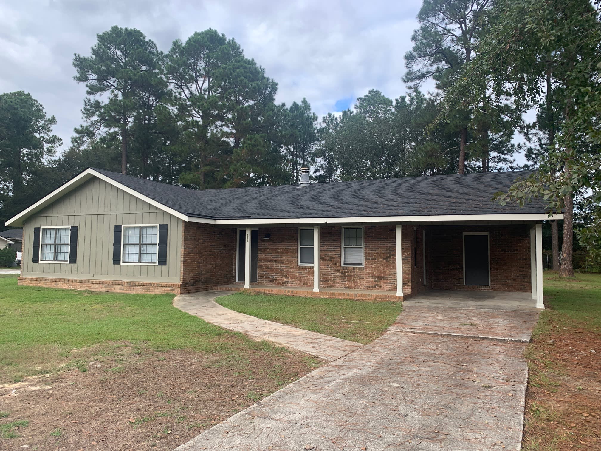 811 Robin Hood Trail – photo 1