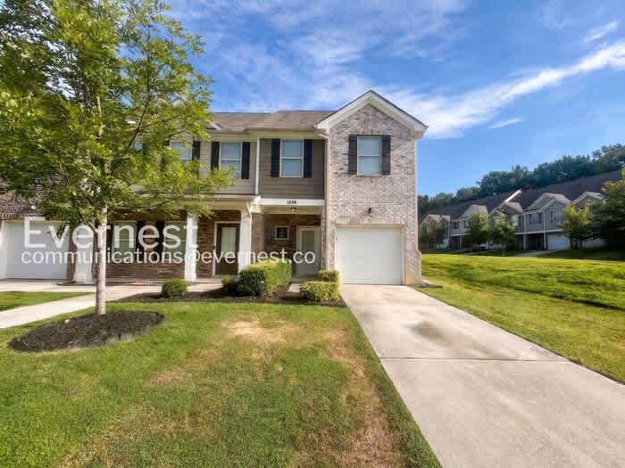 1598 Iris Walk – photo 1 of 22