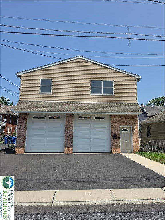 74 W Spruce Street – photo 1 of 25