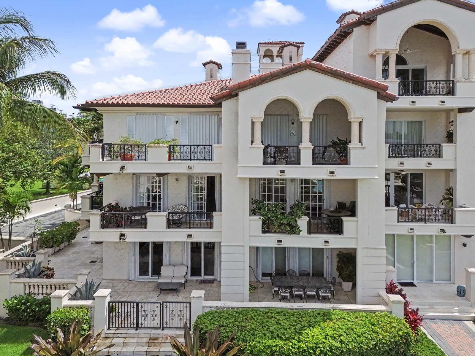 2124 Fisher Island Drive – photo 1 of 50